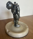 VINTAGE ANTIQUE DEEP SEA DIVER TABLE LIGHTER. - Divers Gifts