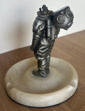 VINTAGE ANTIQUE DEEP SEA DIVER TABLE LIGHTER. - Divers Gifts