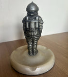 VINTAGE ANTIQUE DEEP SEA DIVER TABLE LIGHTER. - Divers Gifts