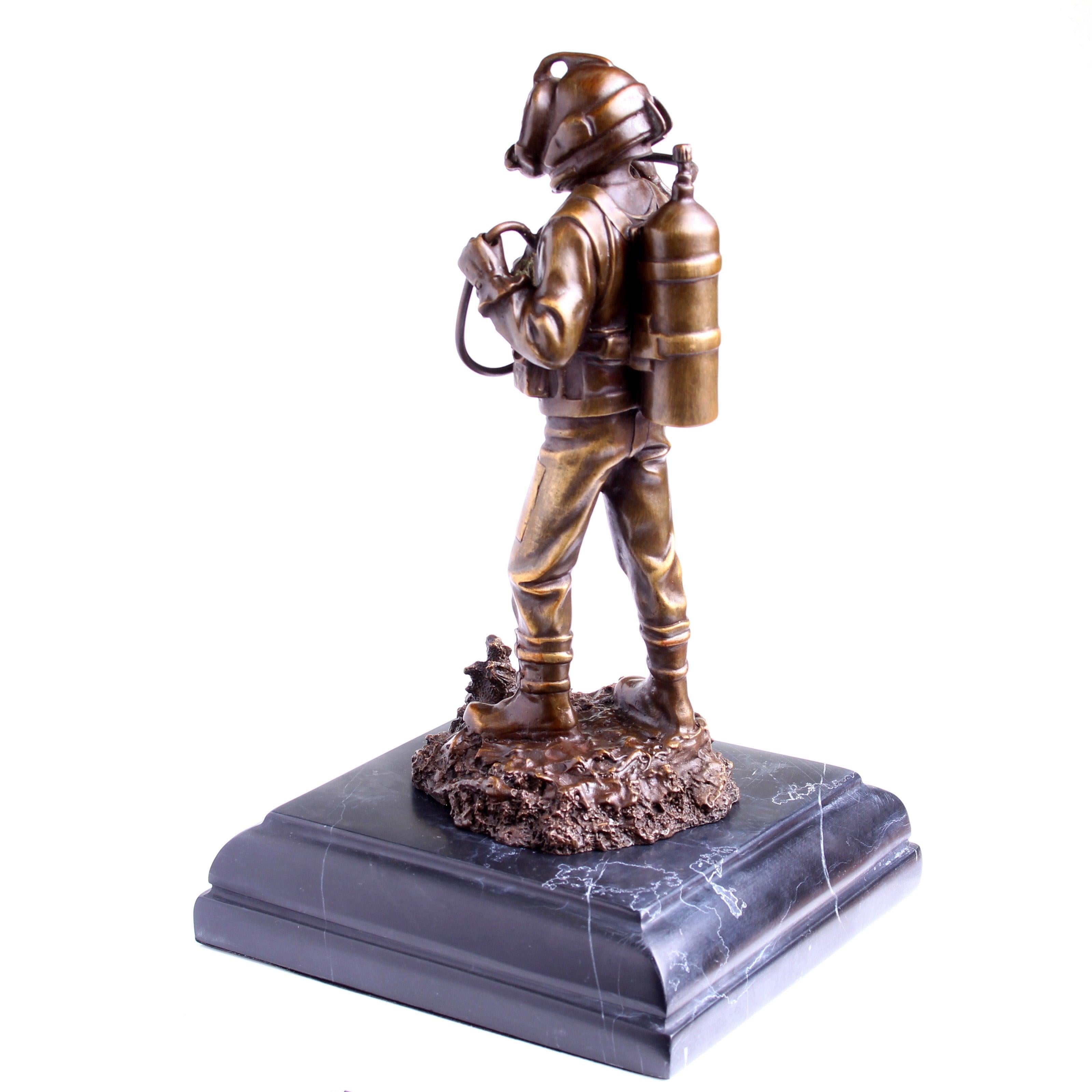 Kirby Morgan® Superlite 17 Diver in Solid Bronze on Granite Base - Divers Gifts